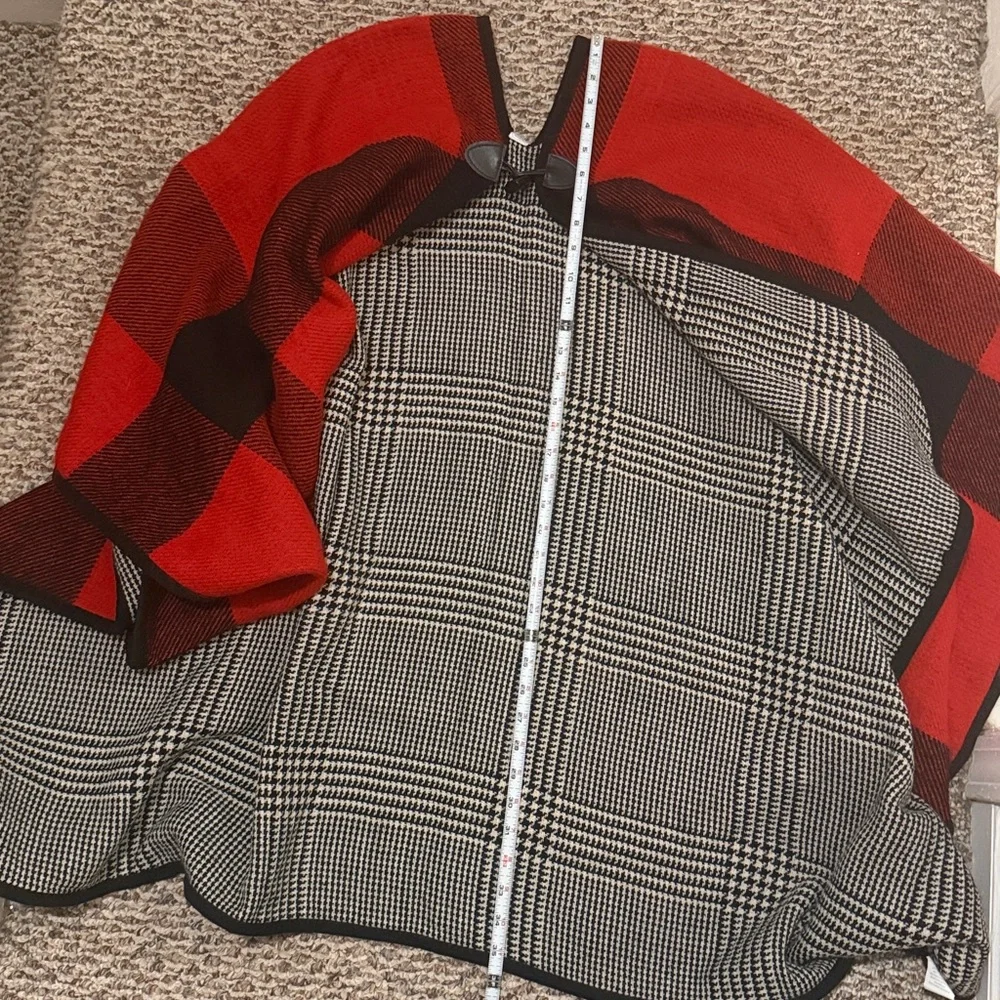 Mud Pie cute poncho
